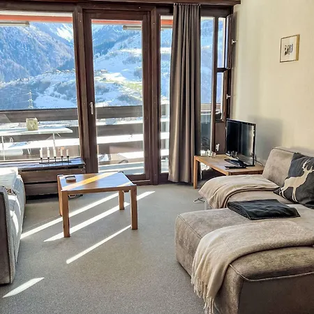 B 072 By Interhome *